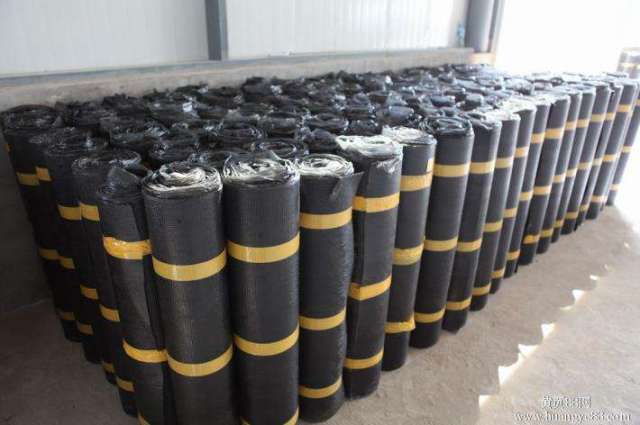 防水卷材与防水涂料优缺点对比分析